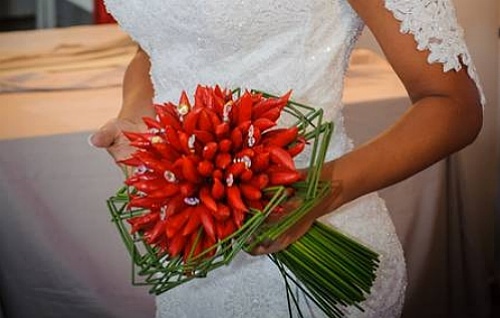 Bouquet de noiva com pimenta .