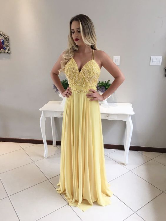 Vestido de madrinha de casamento amarelo : modelos e foto