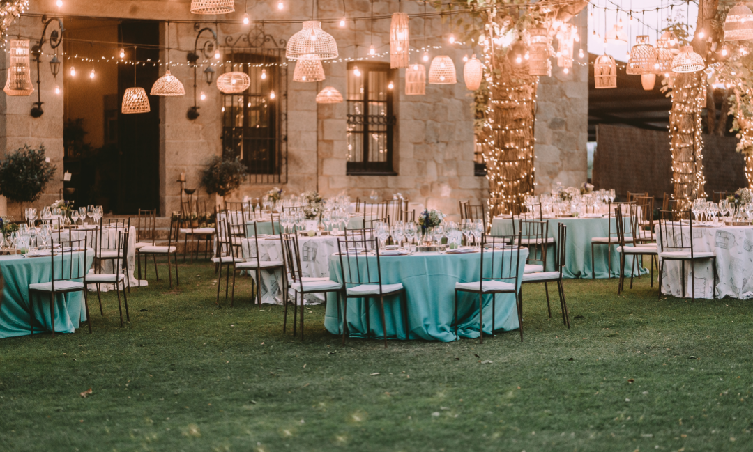 Casamento rústico é perfeito para quem ama a beleza natural e um toque acolhedor.